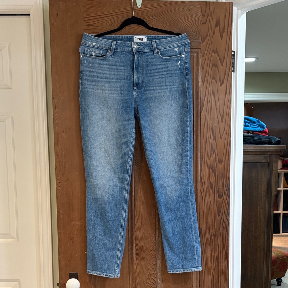PAIGE Light Blue Straight Leg Jeans. Size 30